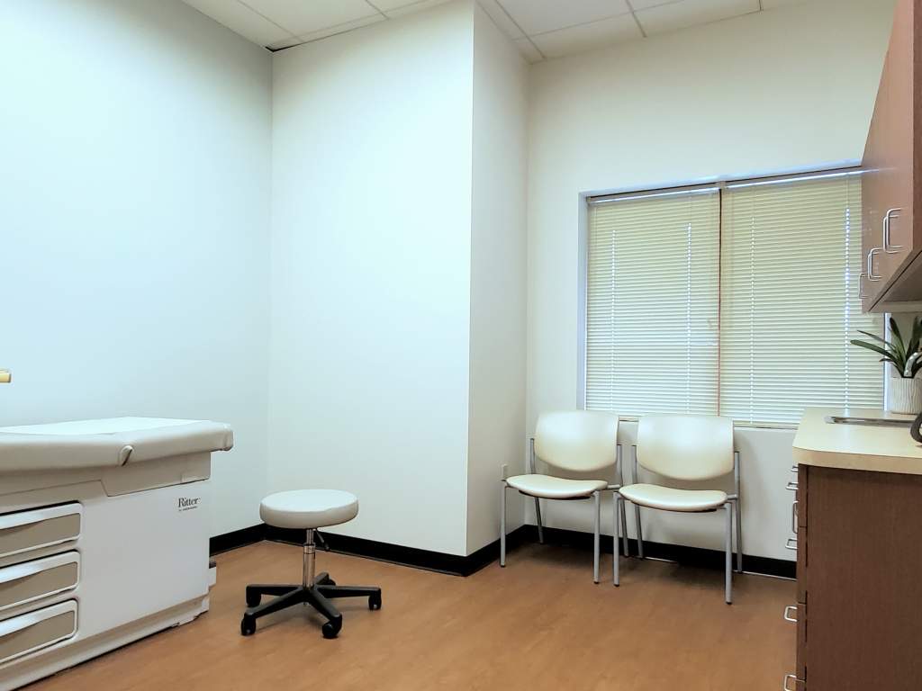 Photo of one of Gastroenterology of Greater Orlando's patient rooms at the Lake Mary office.